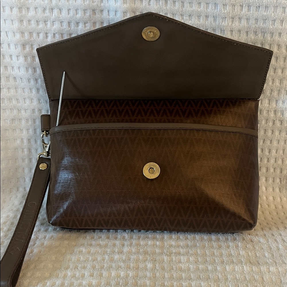 Mario Valentino Wristlet Clutch - Picture 5 of 13